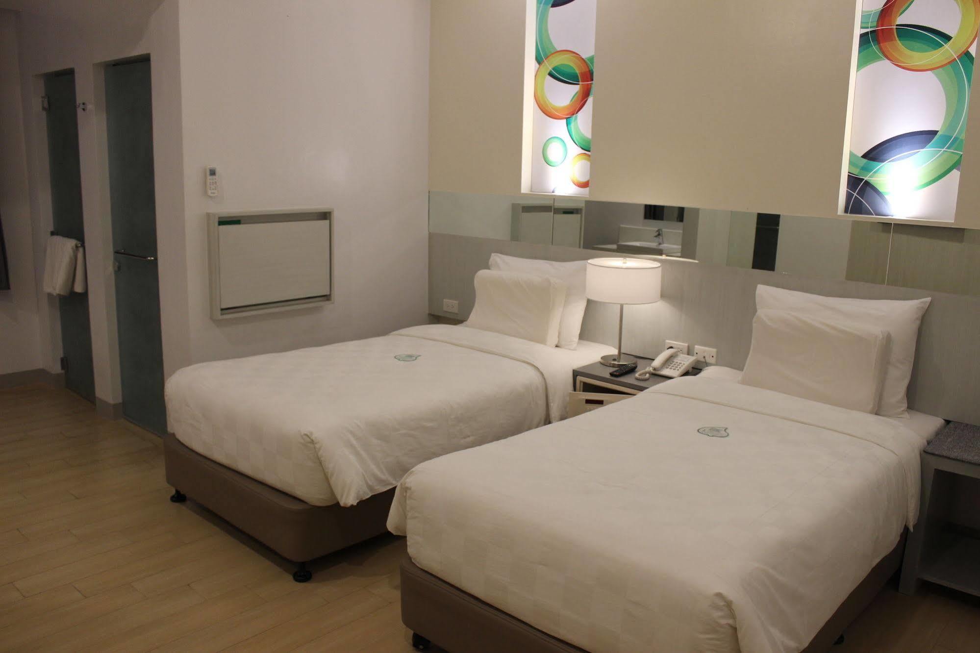 Go Hotels Butuan Butuan City Extérieur photo